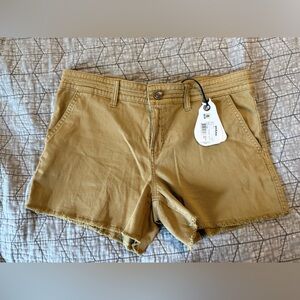Prana Sancho Short in Tan